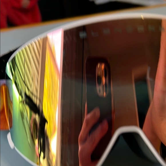 Blenders Aura Snow Googles - Picture 13 of 15